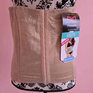 Maidenform Waist Cincher